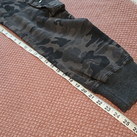 James Jeans Camouflage Boyfriend Cargo Combat Skinny Jogger Ankle Pant - Picture 10 of 12